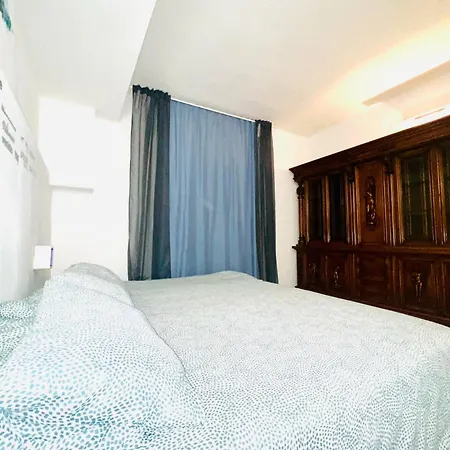 Nice With Parking Close To The Metro In City Very Nice * Milan